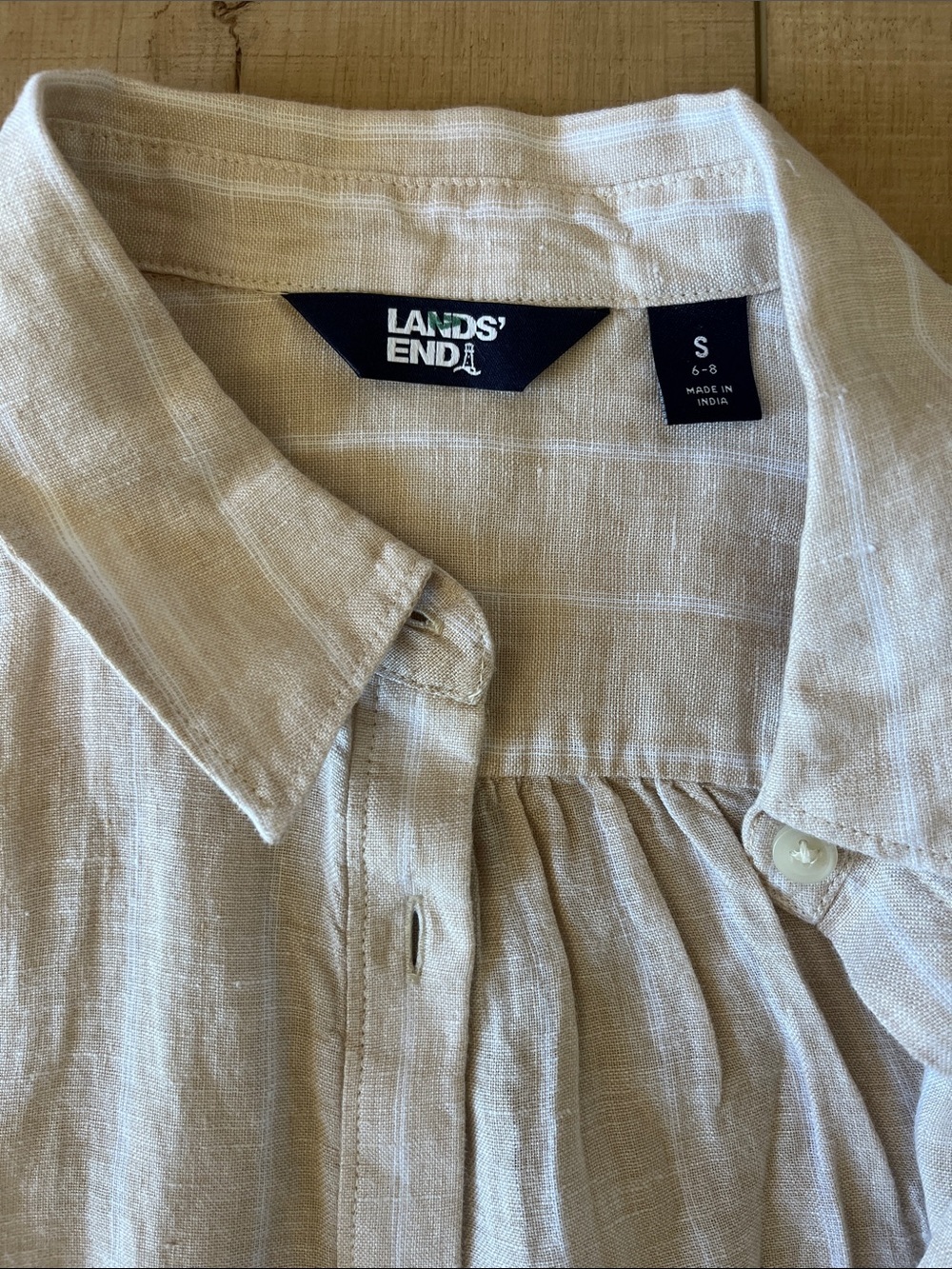 Lands' End Women's Cream Linen Button-Down Shirt - Picture 2 of 4